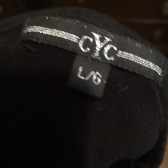 3/$20 CYC scoop neck short sleeve tee shirt - Picture 3 of 5